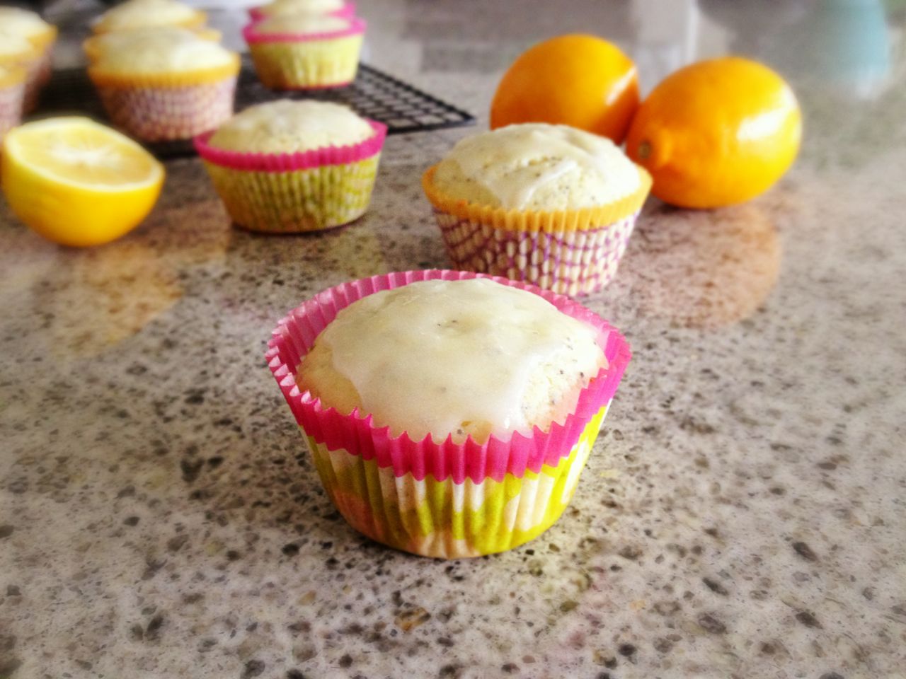 Lemon-poppy-seed-muffins-3