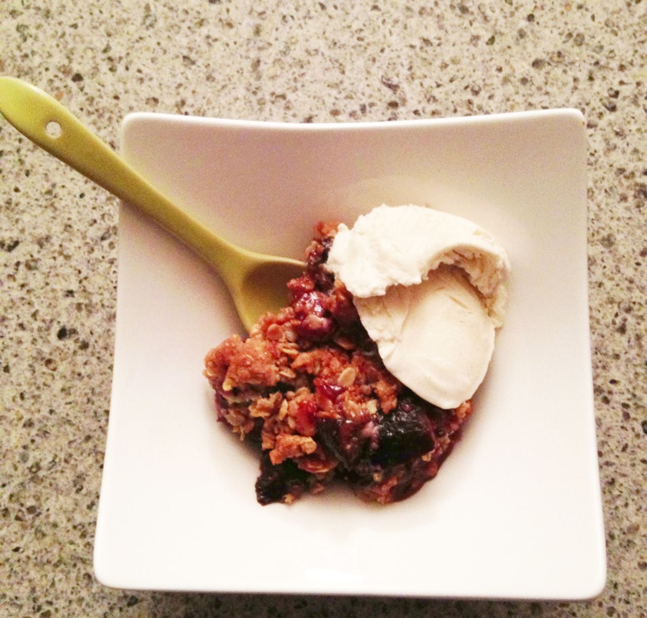 fig and gorgonzola crisp